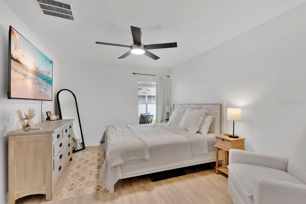 392 KENSINGTON VIEW DRIVE — photo 12 of 25