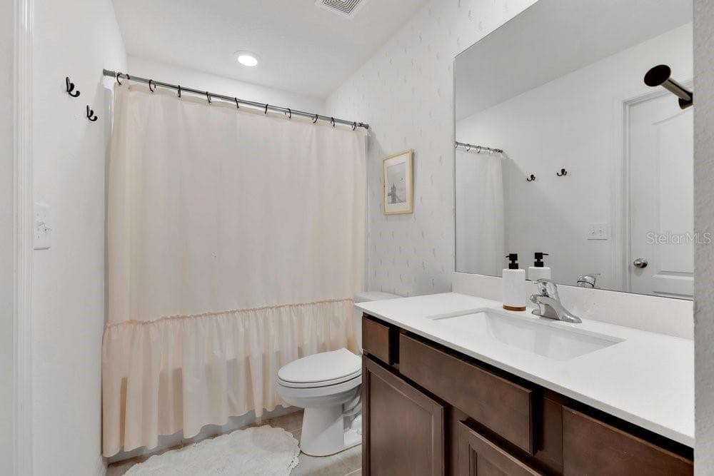 392 KENSINGTON VIEW DRIVE — photo 13 of 25