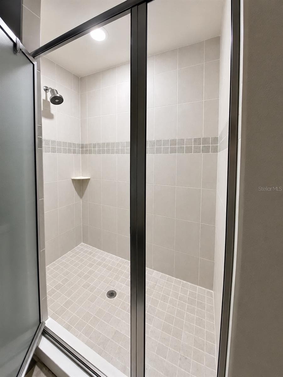 1002 PAISLEY STREET — photo 21 of 30
