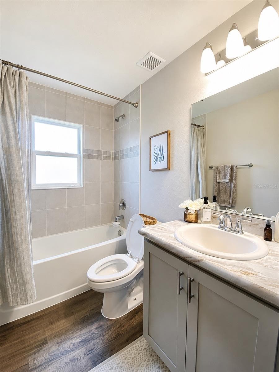 1002 PAISLEY STREET — photo 25 of 30
