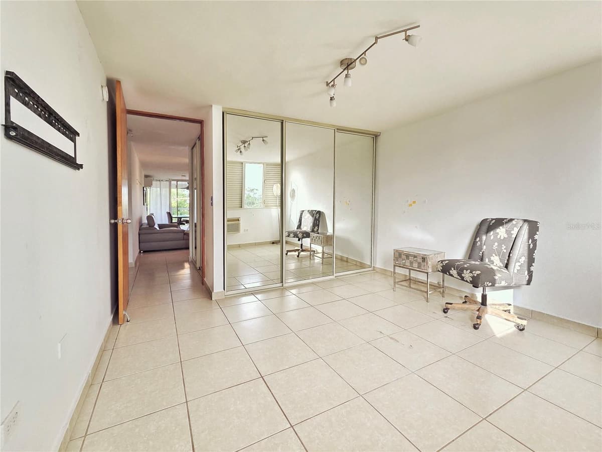 2 CONDOMINIO EL MARIA — photo 12 of 17