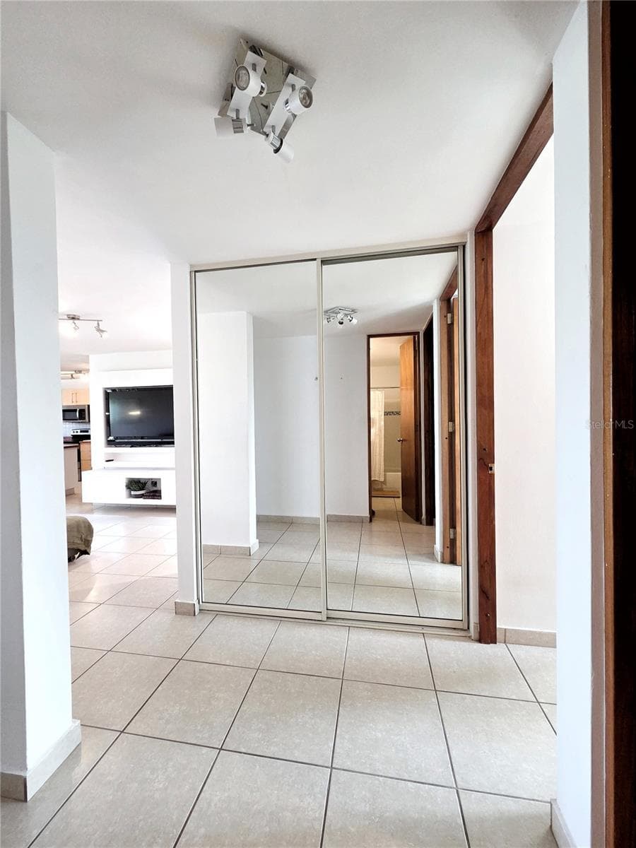 2 CONDOMINIO EL MARIA — photo 14 of 17