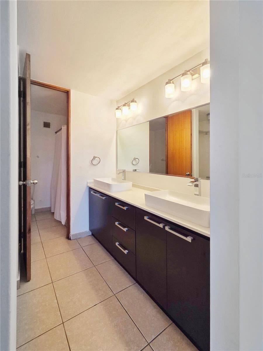 2 CONDOMINIO EL MARIA — photo 8 of 17