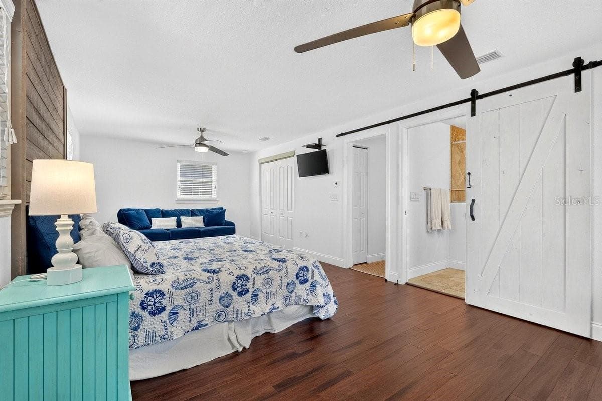 4717 ATLANTIC AVENUE — photo 29 of 61