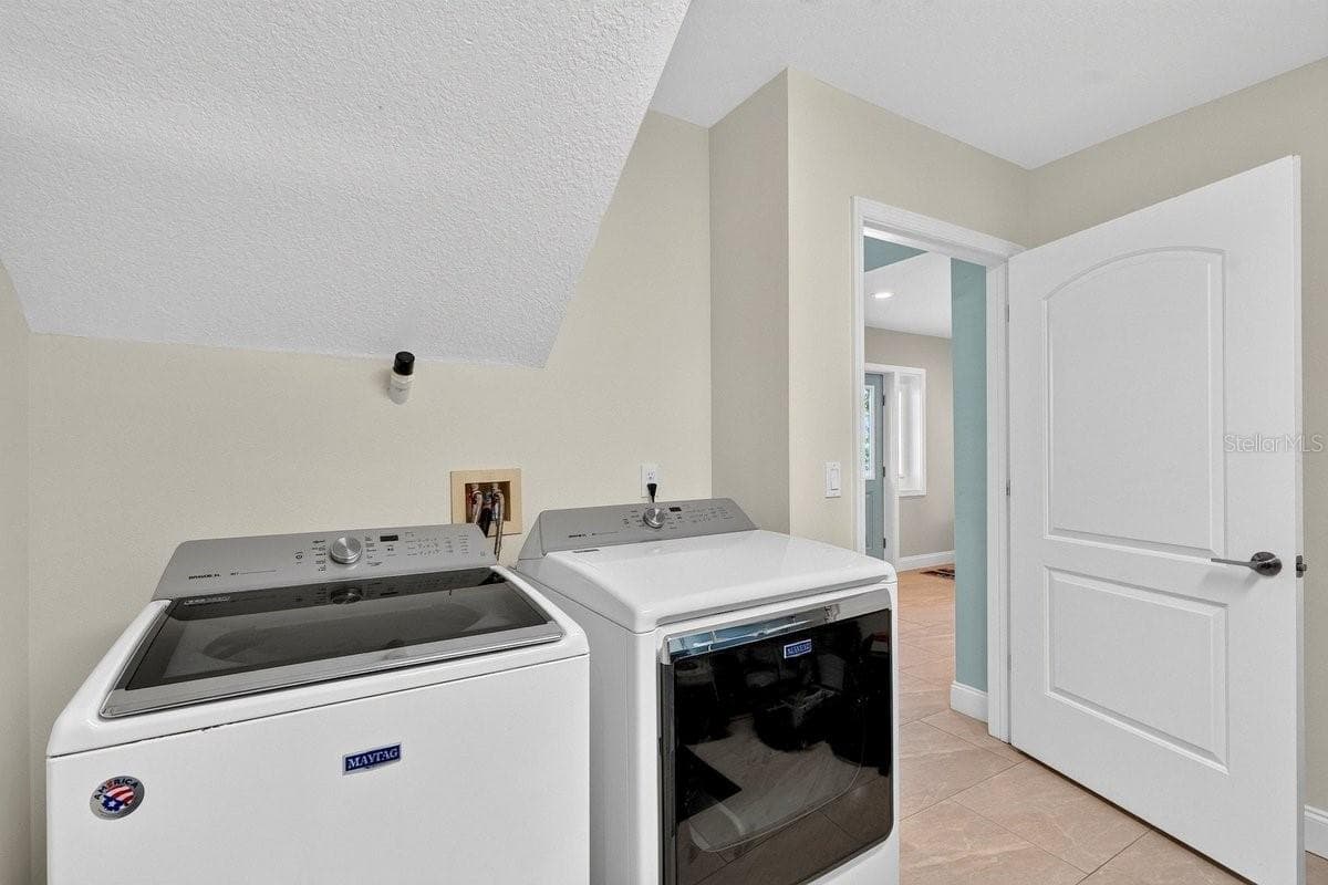 4717 ATLANTIC AVENUE — photo 52 of 61