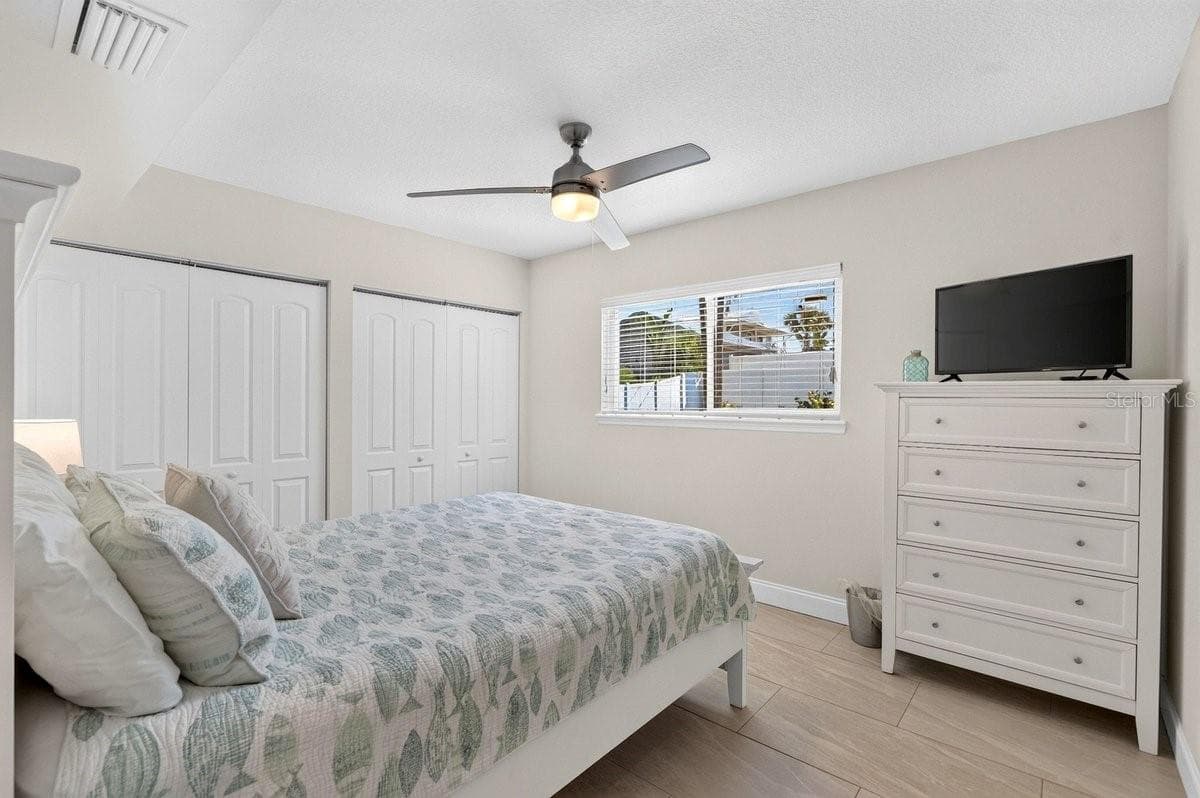 4717 ATLANTIC AVENUE — photo 38 of 61