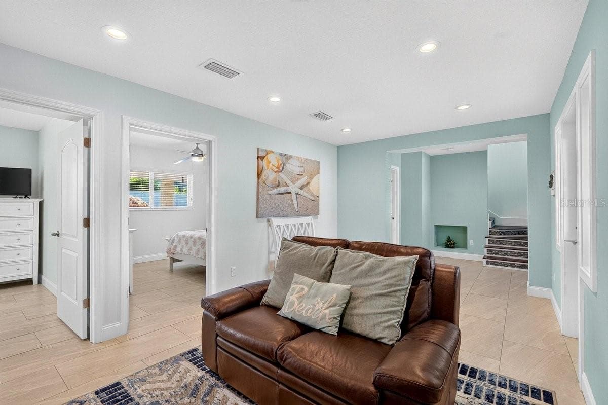 4717 ATLANTIC AVENUE — photo 47 of 61
