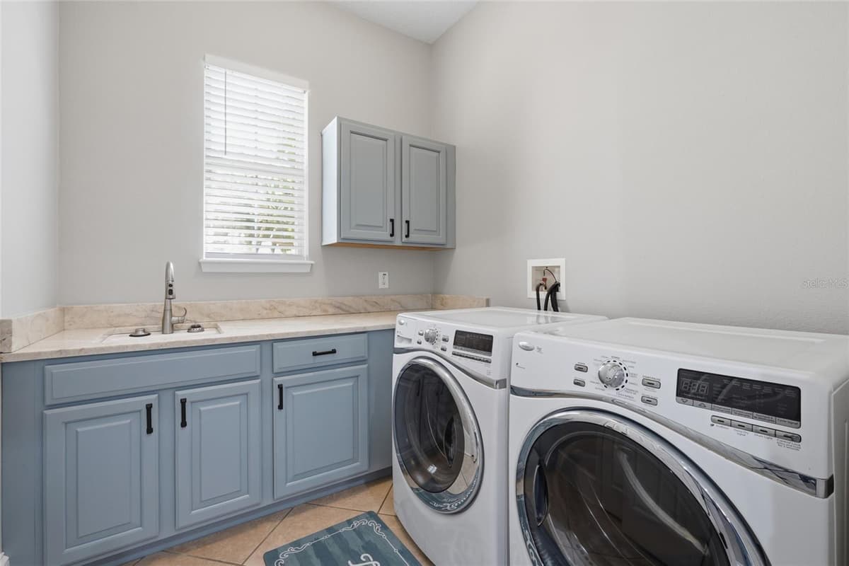 1018 WILD ELM STREET — photo 19 of 65