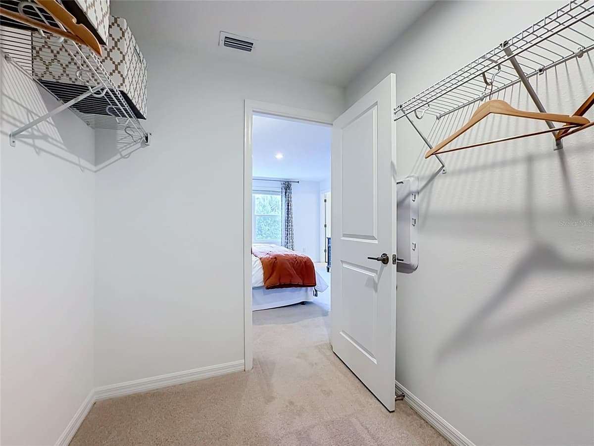 8429 LUNAR SKYE ST — photo 33 of 39