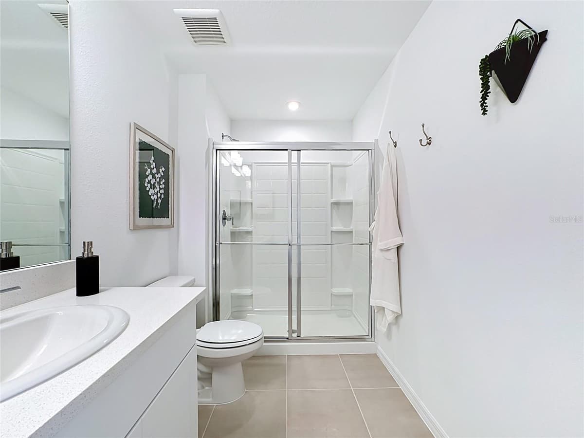 8429 LUNAR SKYE ST — photo 34 of 39