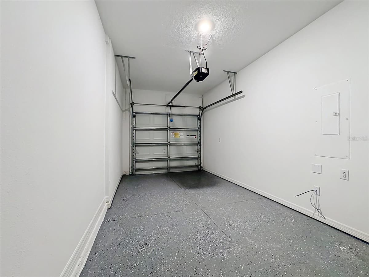 8429 LUNAR SKYE ST — photo 39 of 39
