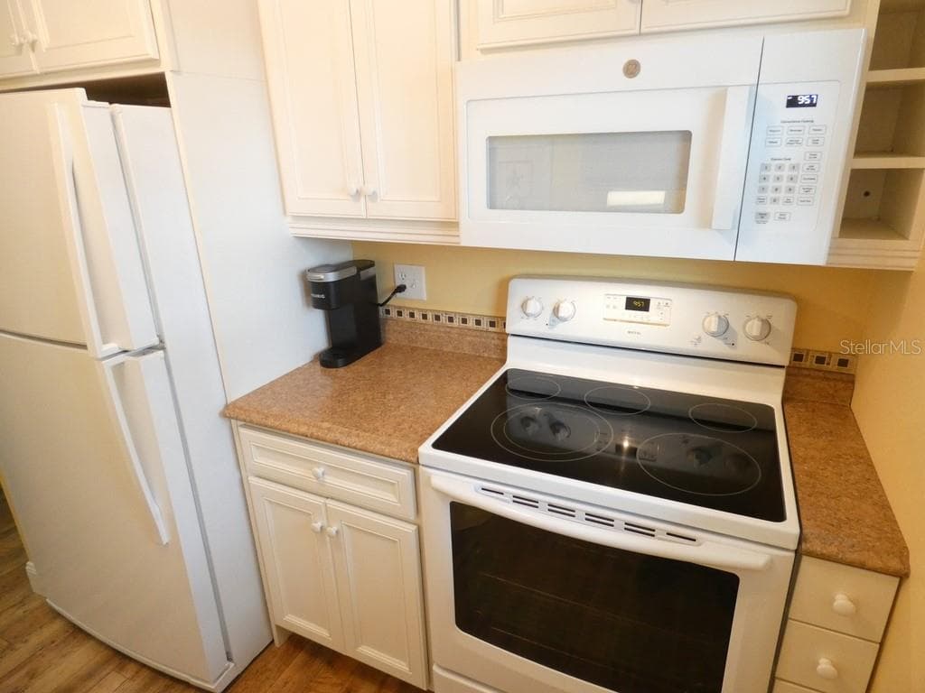 4801 AIRPORT ROAD — photo 6 of 28