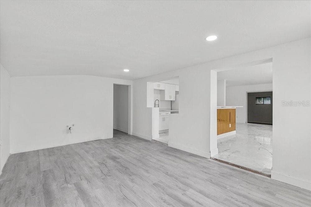 2256 SMATHER CIRCLE — photo 12 of 25