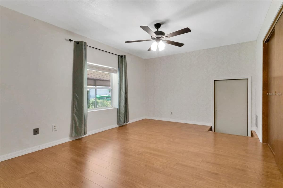 2418 JERSEY AVENUE — photo 16 of 40