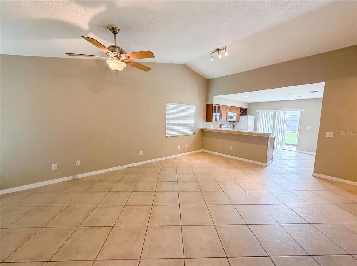 1393 SAN DIEGO COURT — photo 3 of 17