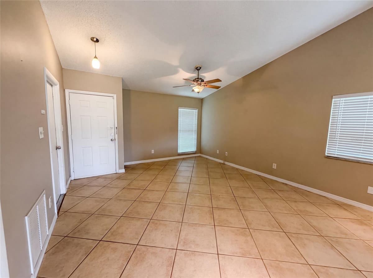 1393 SAN DIEGO COURT — photo 8 of 17
