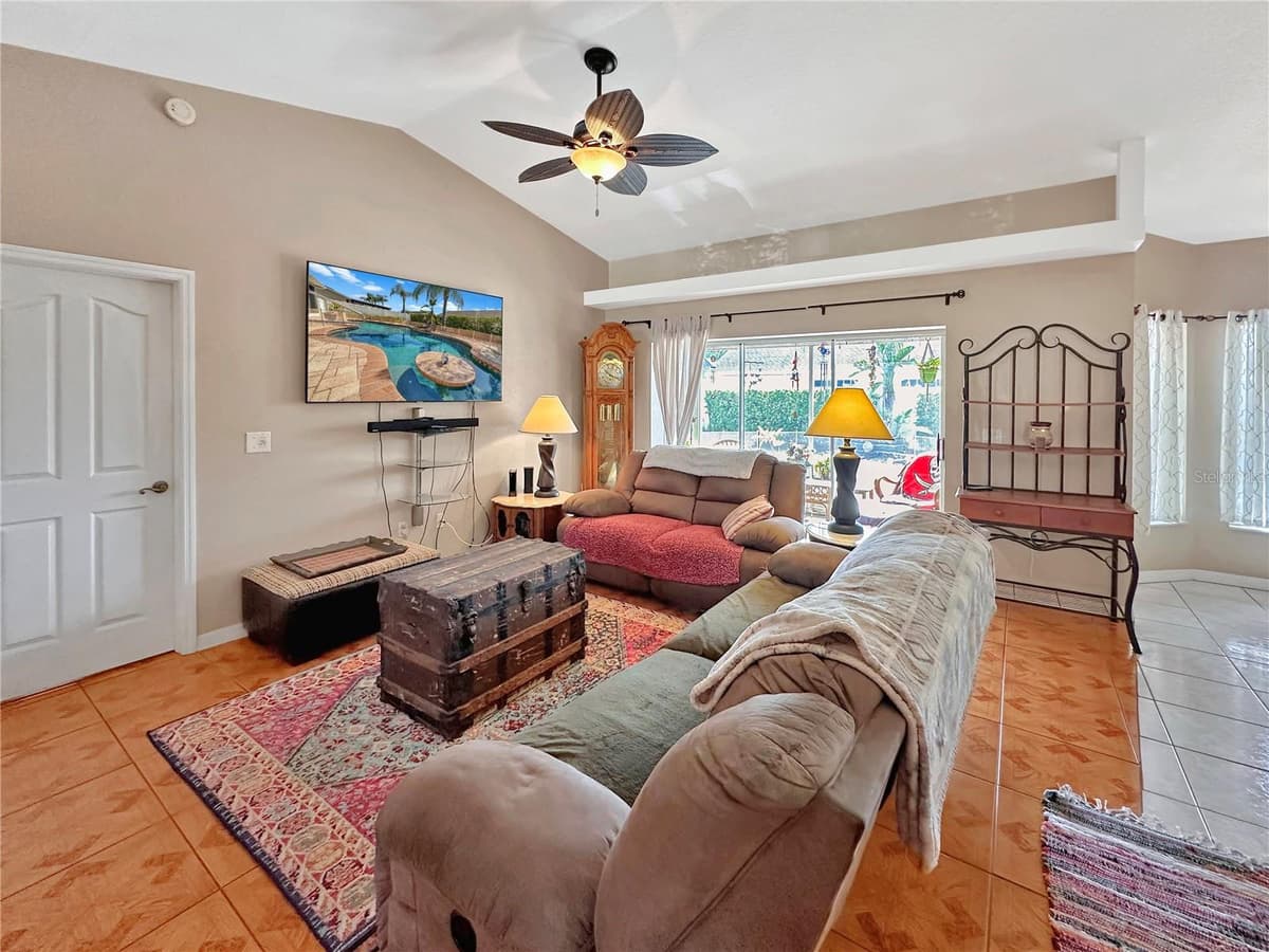 4300 ONORIO STREET — photo 10 of 66
