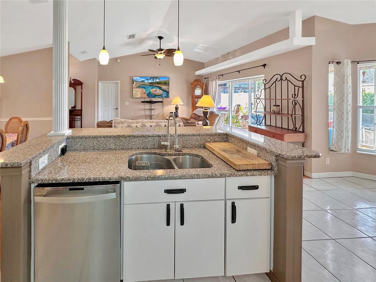 4300 ONORIO STREET — photo 13 of 66