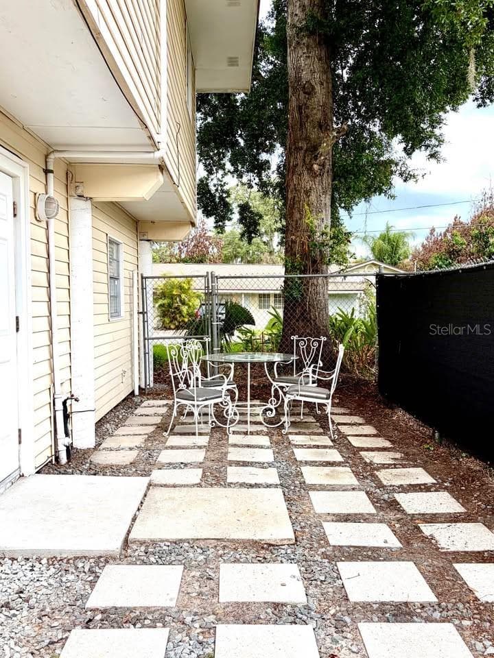 2568 LOTAFUN AVENUE — photo 9 of 25