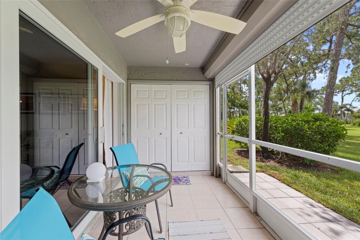 7104 NANTUCKET CIRCLE — photo 15 of 33