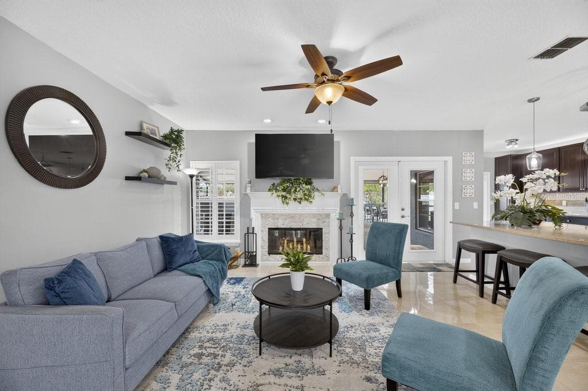829 GREENBELT CIRCLE — photo 4 of 50