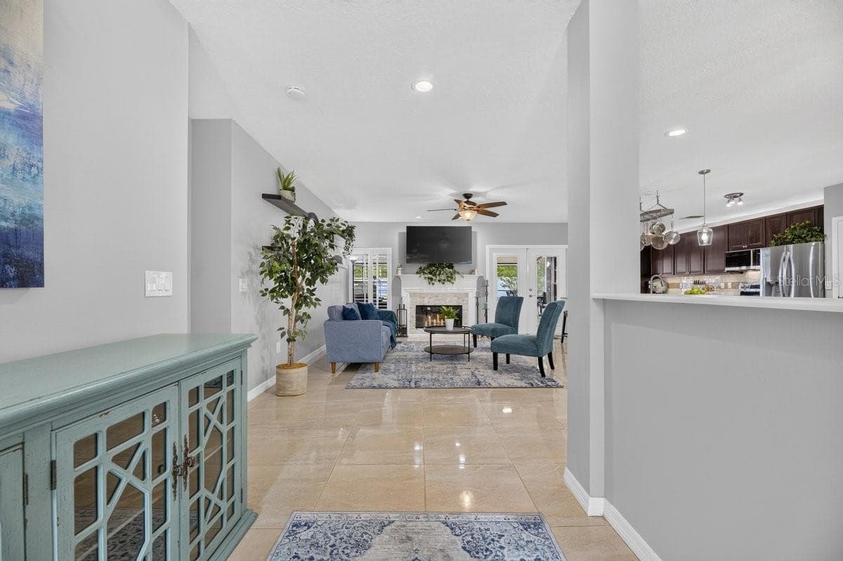 829 GREENBELT CIRCLE — photo 10 of 50