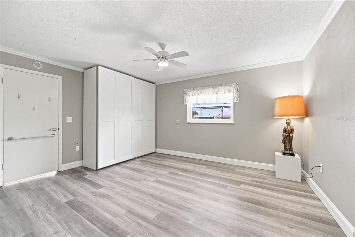 1811 MILFORD CIRCLE — photo 16 of 65