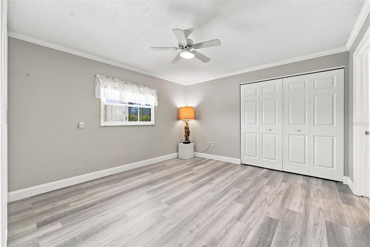 1811 MILFORD CIRCLE — photo 15 of 65