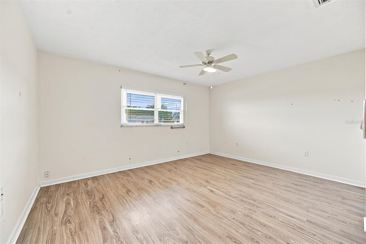 1811 MILFORD CIRCLE — photo 31 of 65