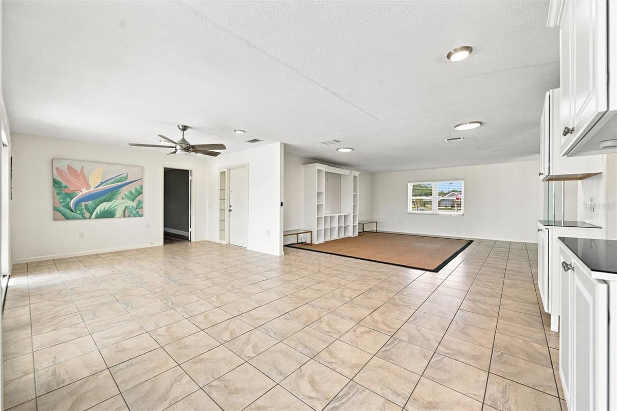 1811 MILFORD CIRCLE — photo 11 of 65