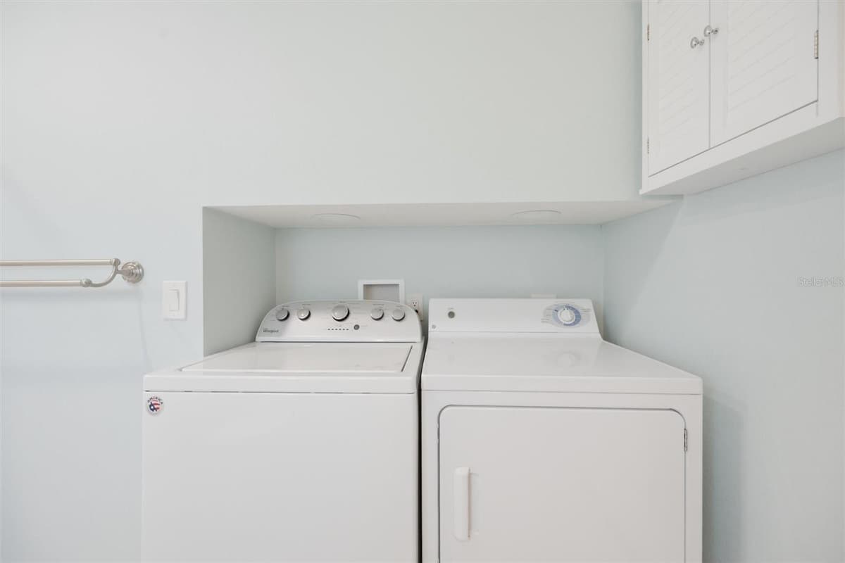 1811 MILFORD CIRCLE — photo 19 of 65