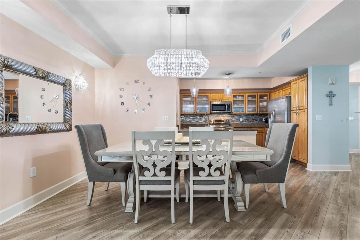 200 OCEAN CREST DRIVE — photo 14 of 71