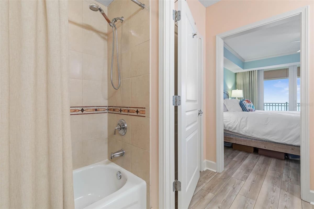 200 OCEAN CREST DRIVE — photo 33 of 71