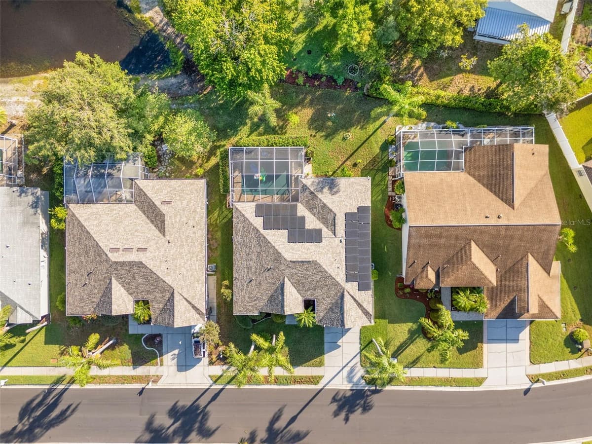 12213 ROSELAND DRIVE — photo 45 of 52