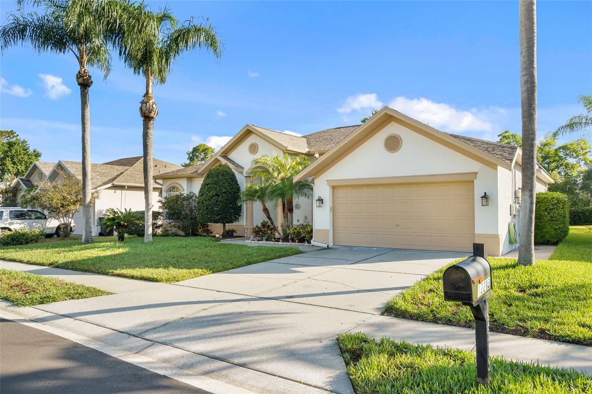 12213 ROSELAND DRIVE — photo 40 of 52