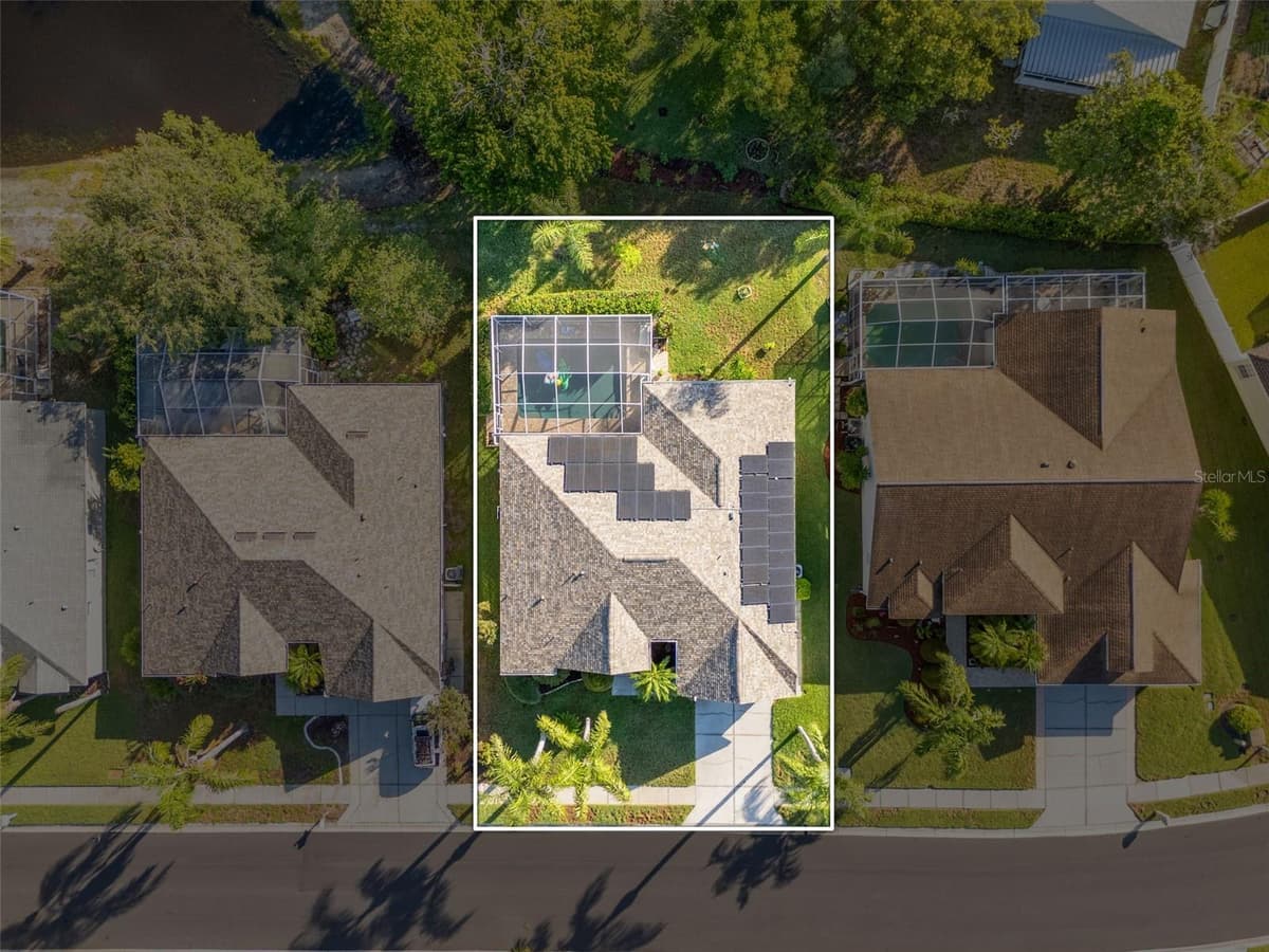 12213 ROSELAND DRIVE — photo 48 of 52