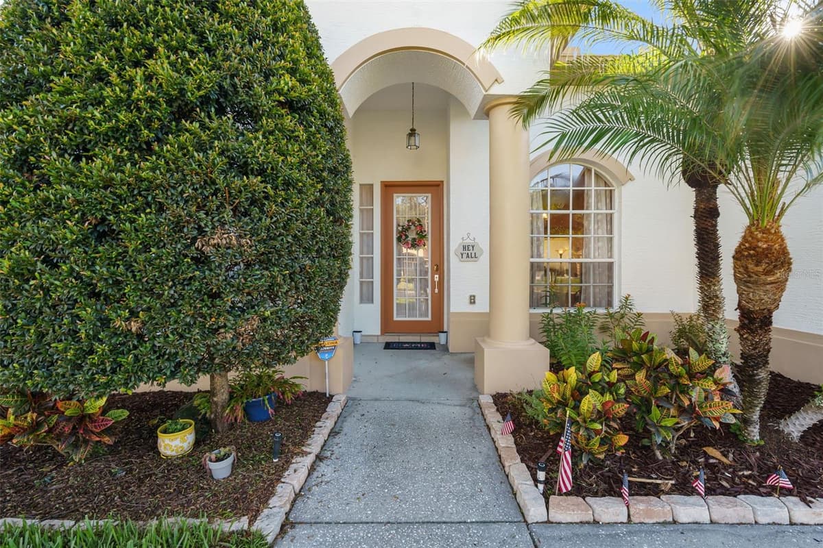 12213 ROSELAND DRIVE — photo 3 of 52
