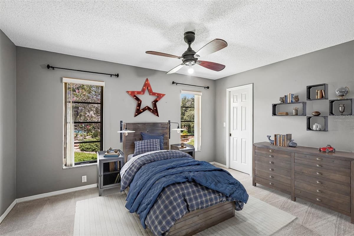 1305 SORRENTO WOODS BOULEVARD — photo 26 of 38