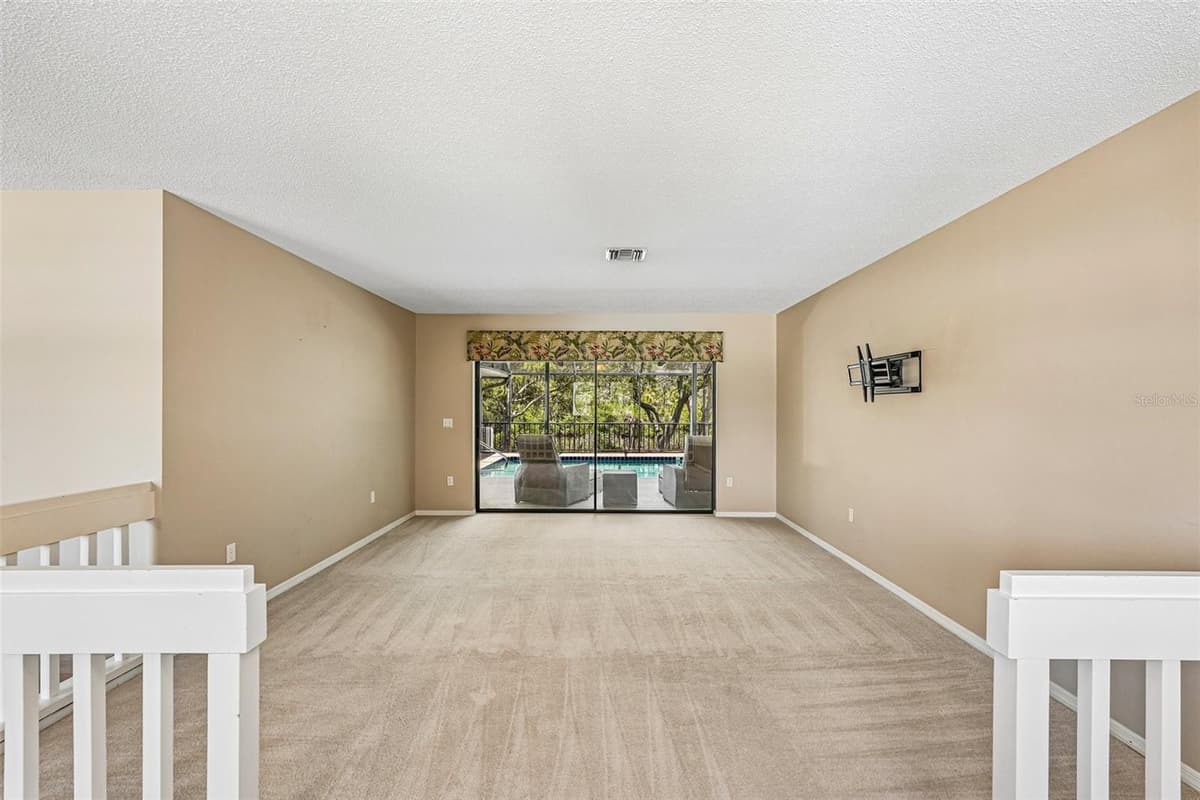 1305 SORRENTO WOODS BOULEVARD — photo 6 of 38