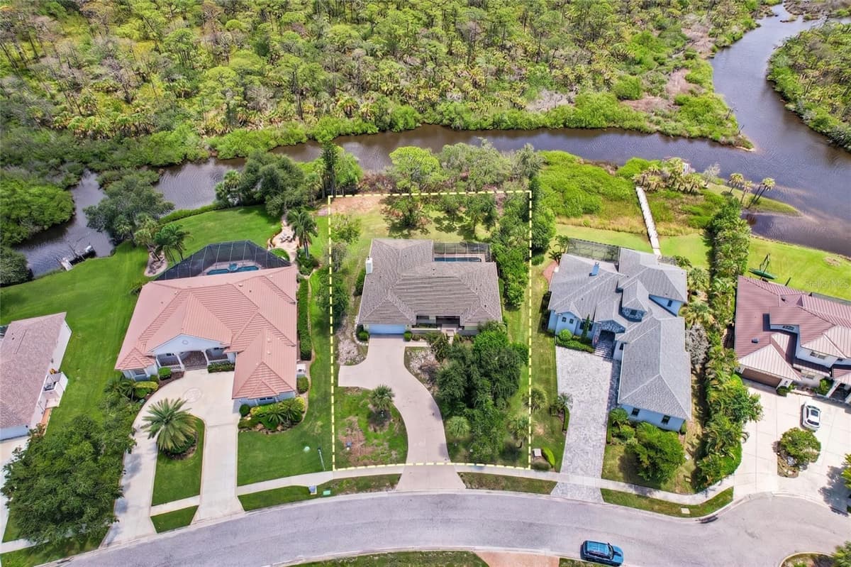 1305 SORRENTO WOODS BOULEVARD — photo 1 of 38