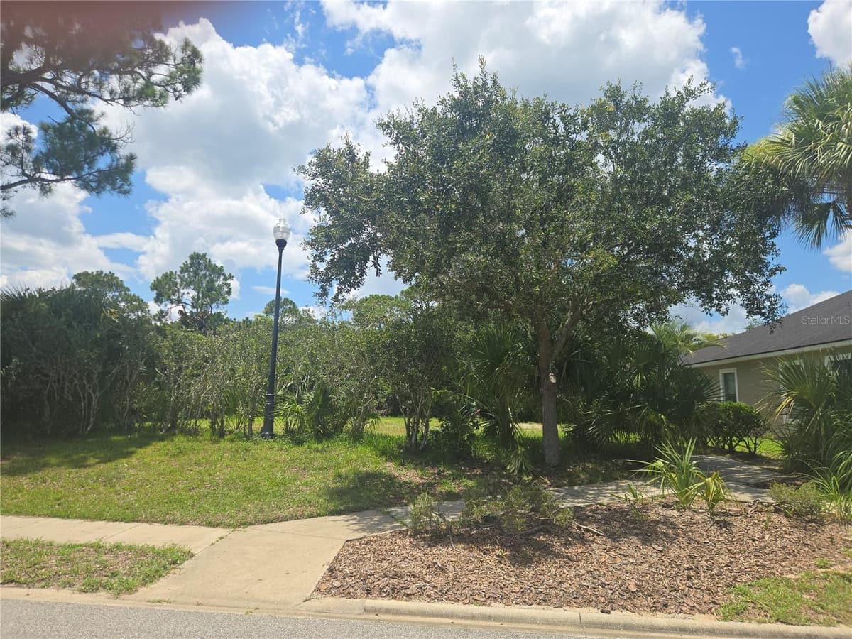 4 SANDPIPER COURT — photo 1 of 7