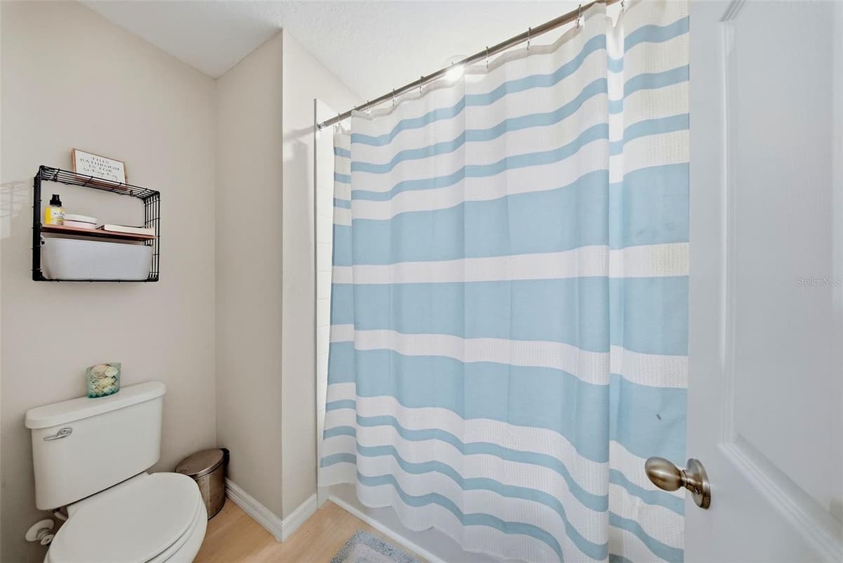 12953 CAMARILLO PLACE — photo 27 of 42