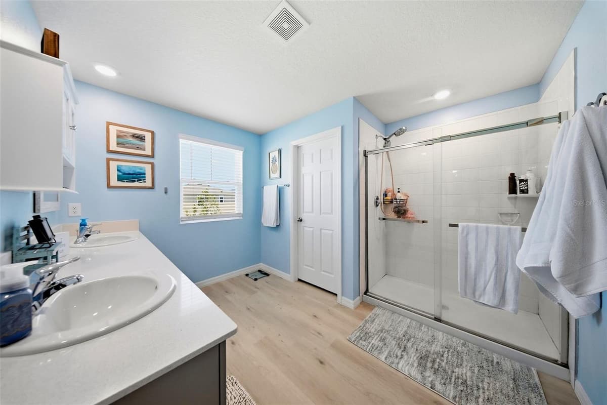 12953 CAMARILLO PLACE — photo 32 of 42