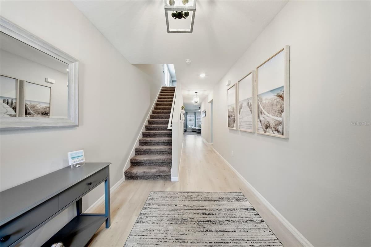 12953 CAMARILLO PLACE — photo 18 of 42