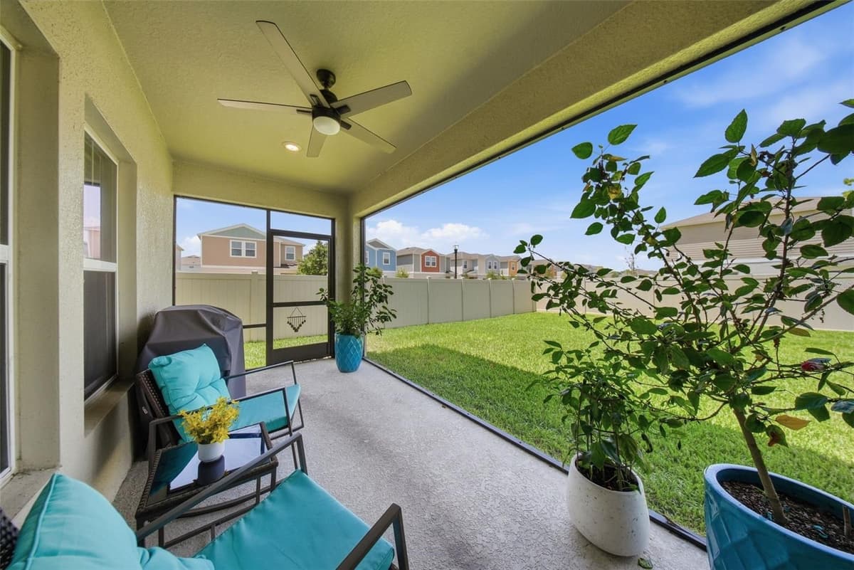 12953 CAMARILLO PLACE — photo 35 of 42