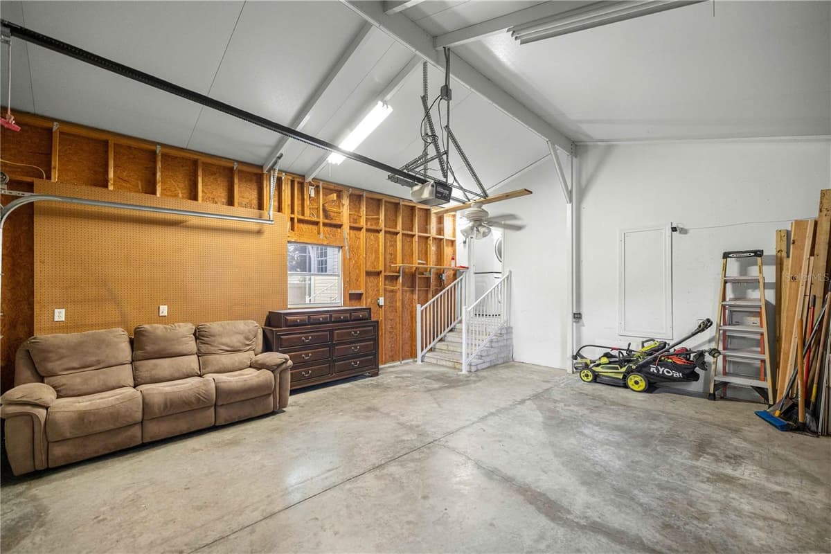 5230 LEXINGTON CIRCLE — photo 30 of 38