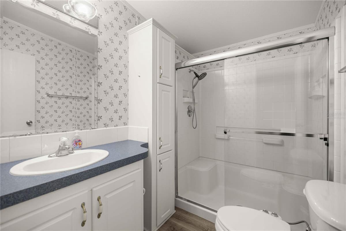 5230 LEXINGTON CIRCLE — photo 19 of 38