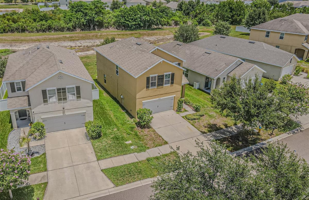 10536 WHISPERING HAMMOCK DRIVE — photo 2 of 29