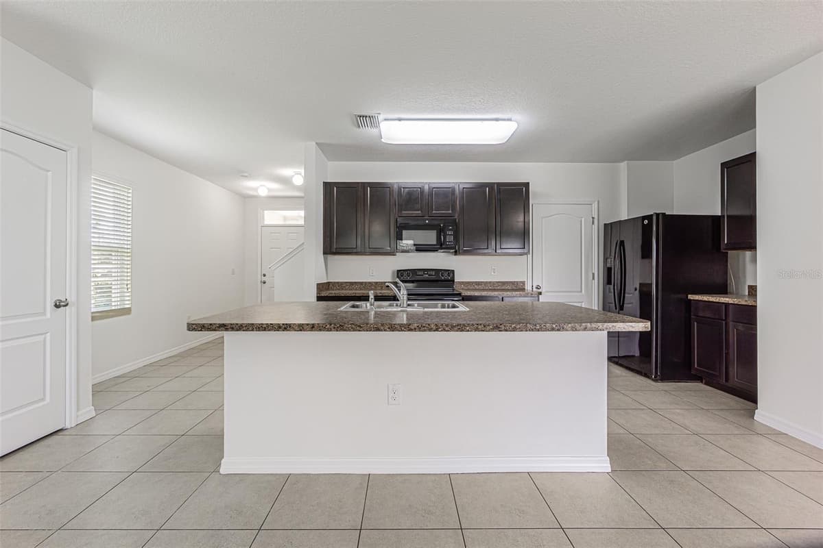 10536 WHISPERING HAMMOCK DRIVE — photo 6 of 29
