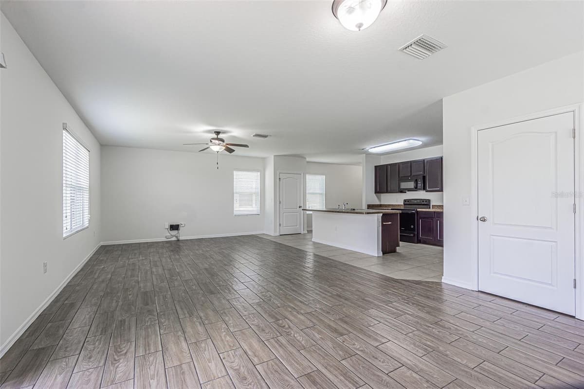 10536 WHISPERING HAMMOCK DRIVE — photo 4 of 29